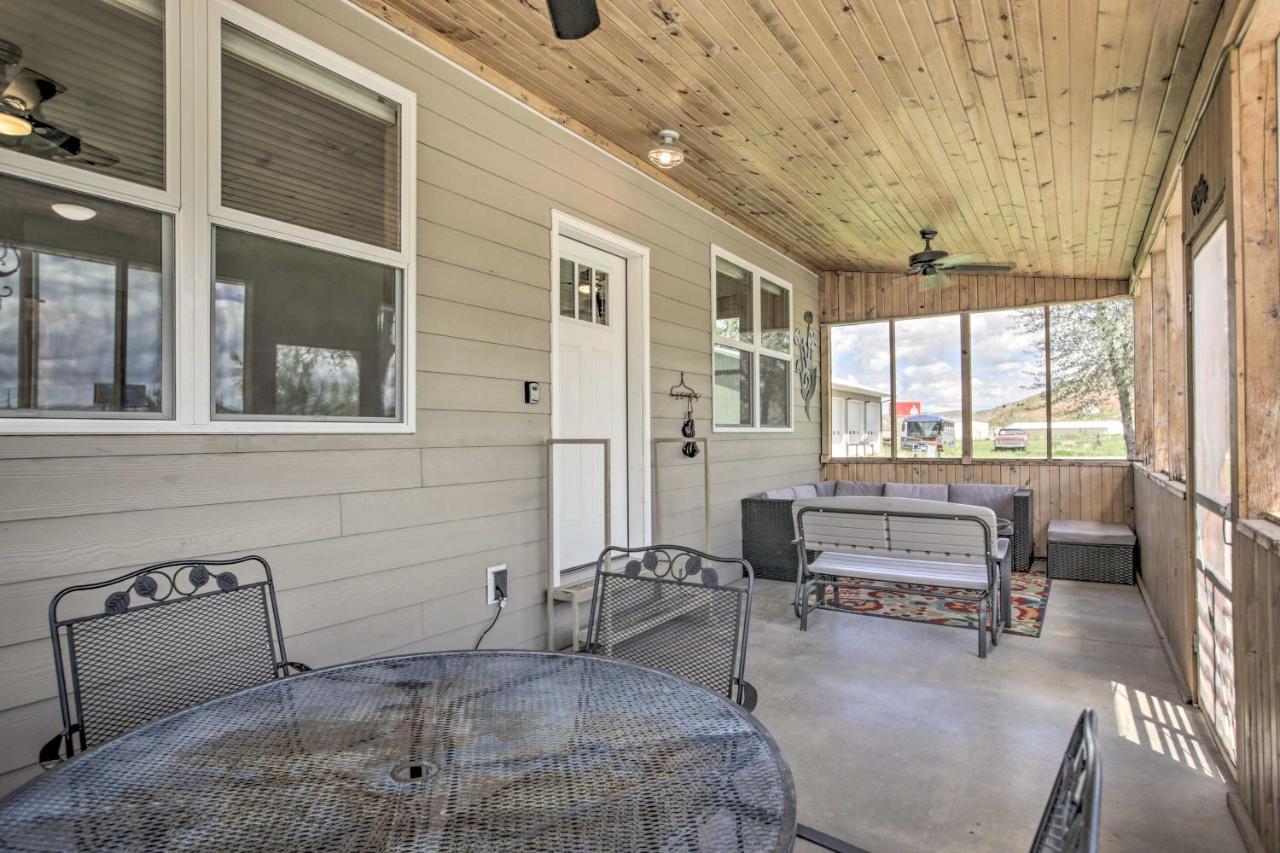 Idyllic Gem Screened Porch, Half Mi To River! Термополис Экстерьер фото